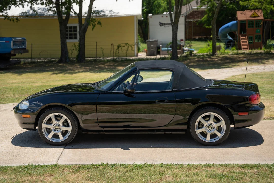 1999 Mazda NB MX-5 Miata - Image 20 of 31