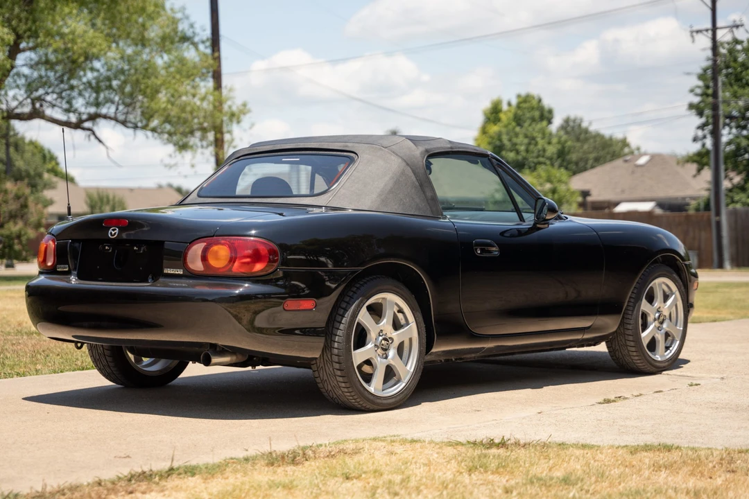 1999 Mazda NB MX-5 Miata - Image 15 of 31