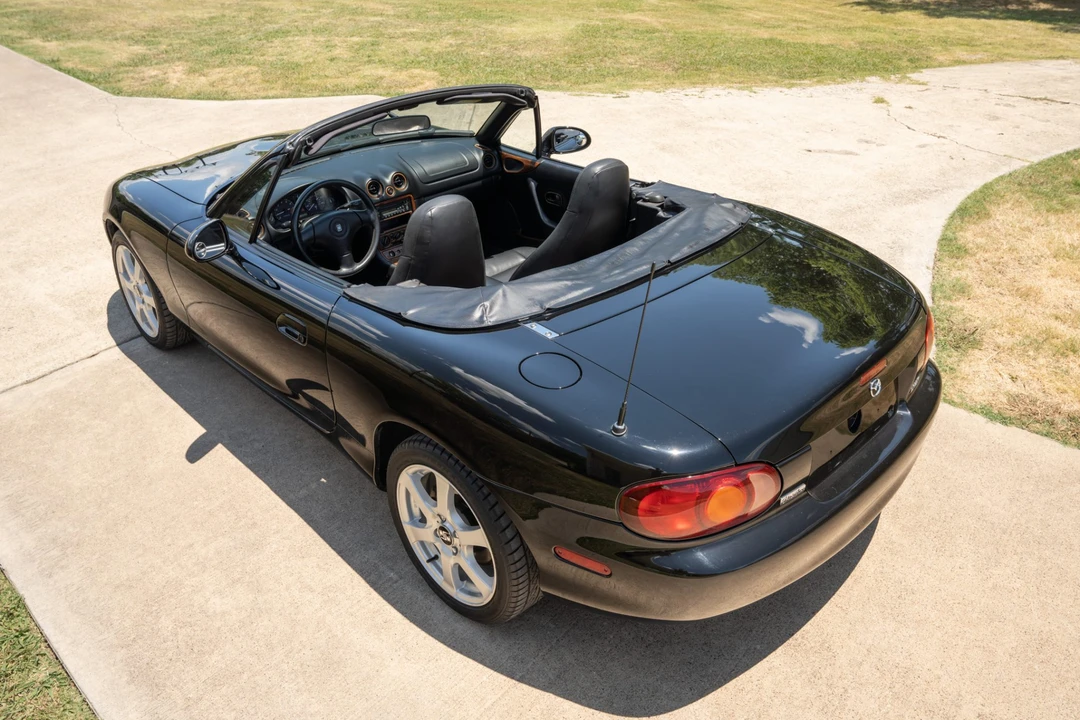 1999 Mazda NB MX-5 Miata - Image 8 of 31