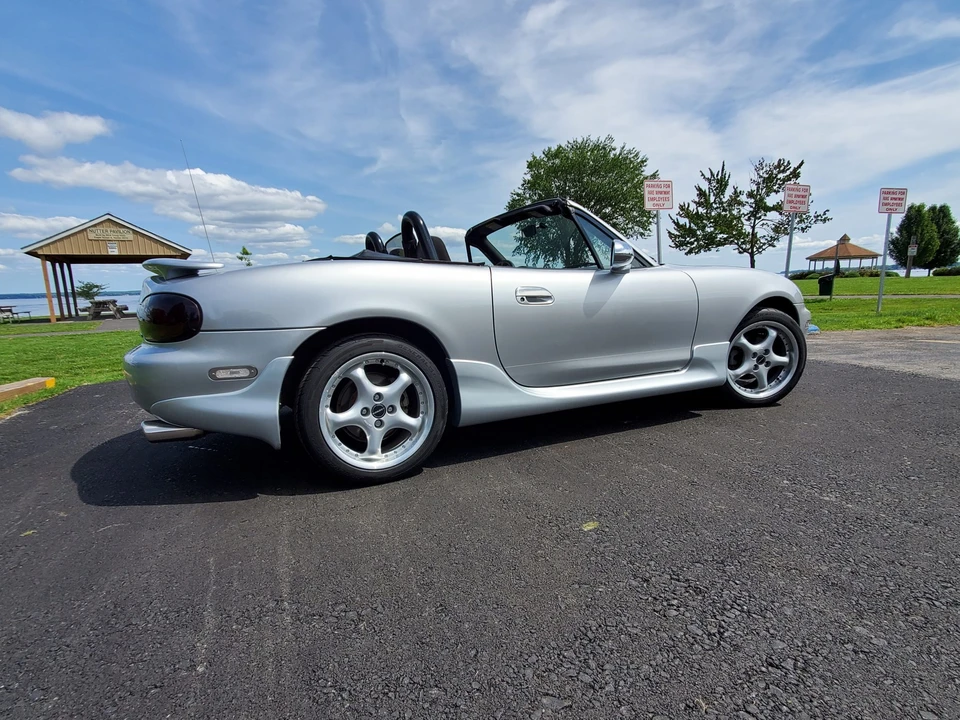 1999 Mazda NB MX-5 Miata - Image 8 of 31