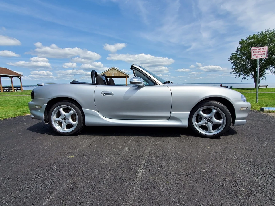 1999 Mazda NB MX-5 Miata - Image 11 of 31