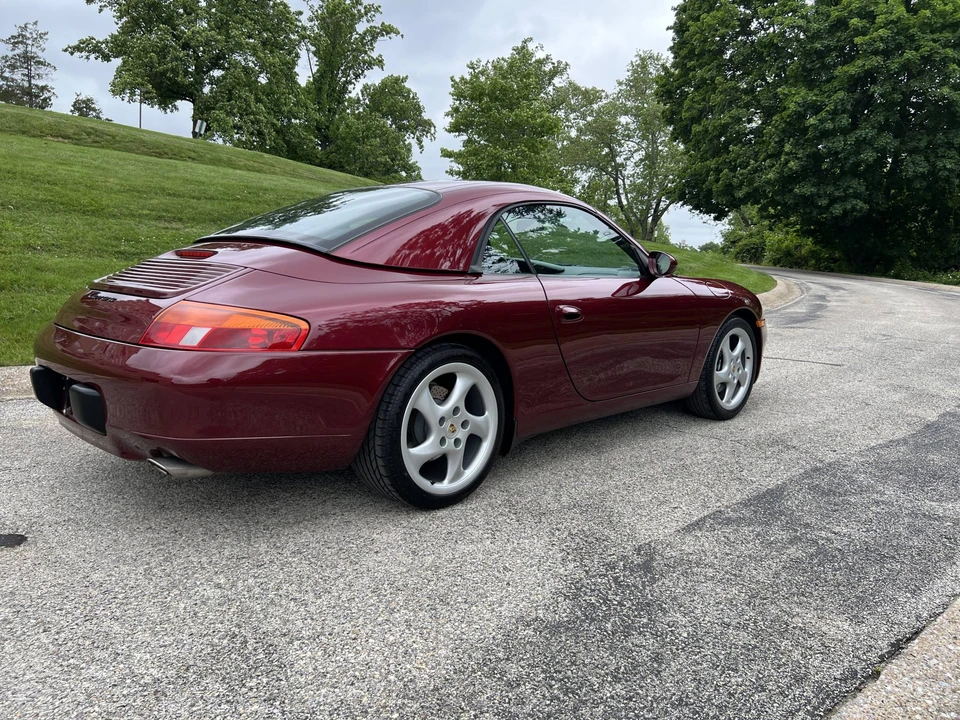 1999 Porsche 996 Carrera - Image 15 of 31