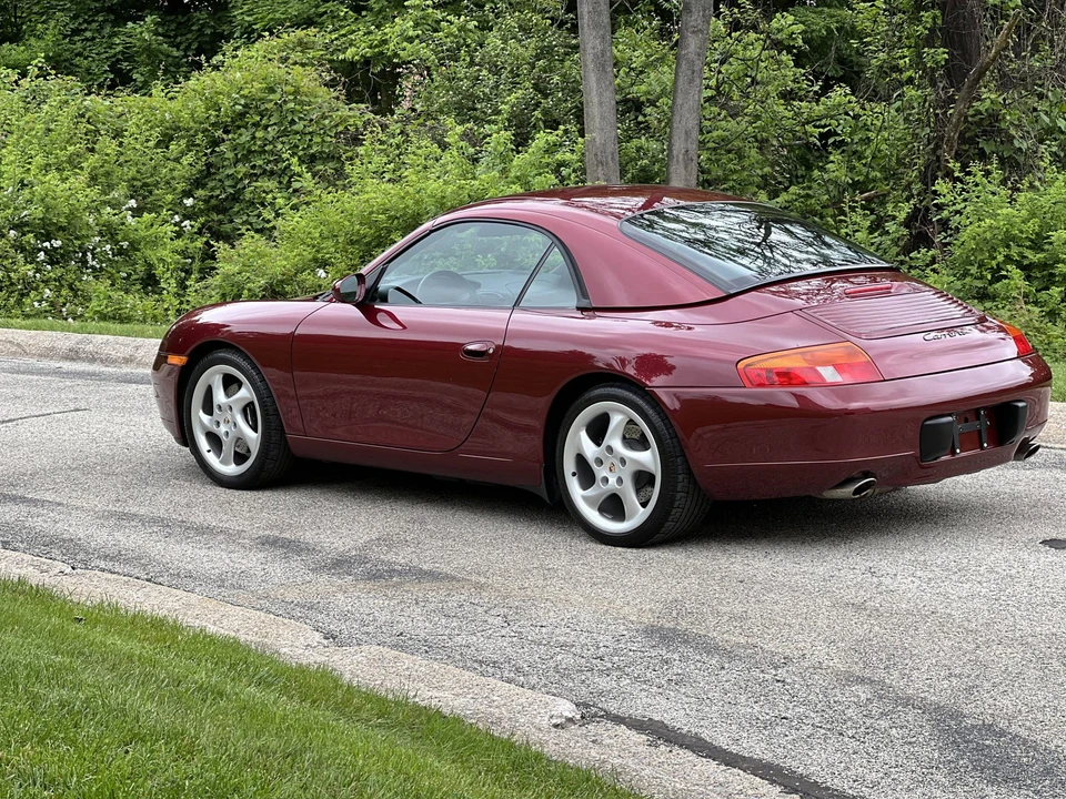 1999 Porsche 996 Carrera - Image 25 of 31