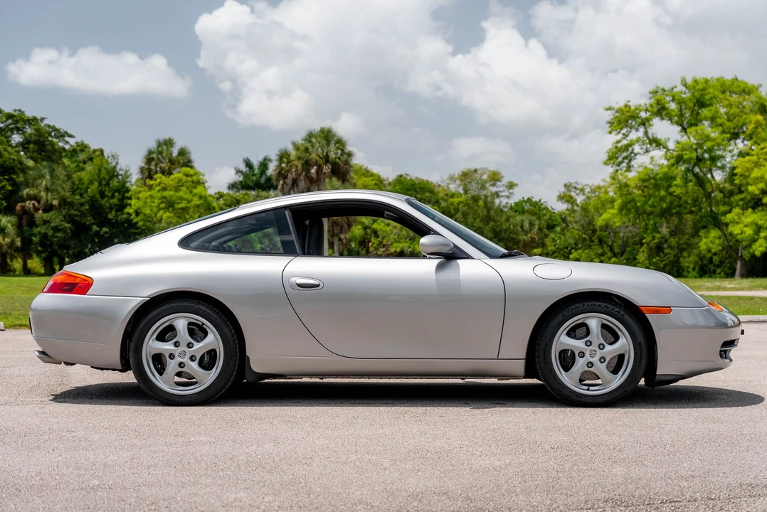 1999 Porsche 996 Carrera - Image 7 of 31
