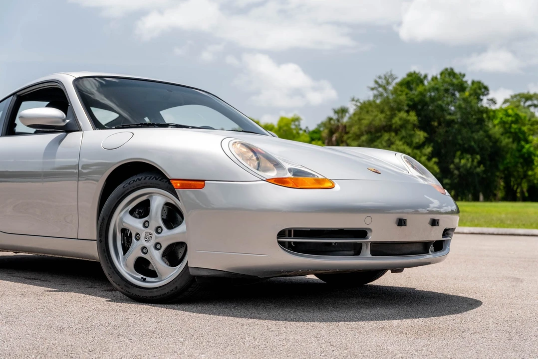 1999 Porsche 996 Carrera - Image 13 of 31