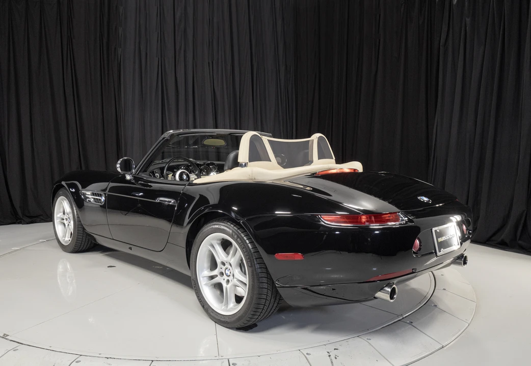 2000 BMW Z8 - Image 25 of 31