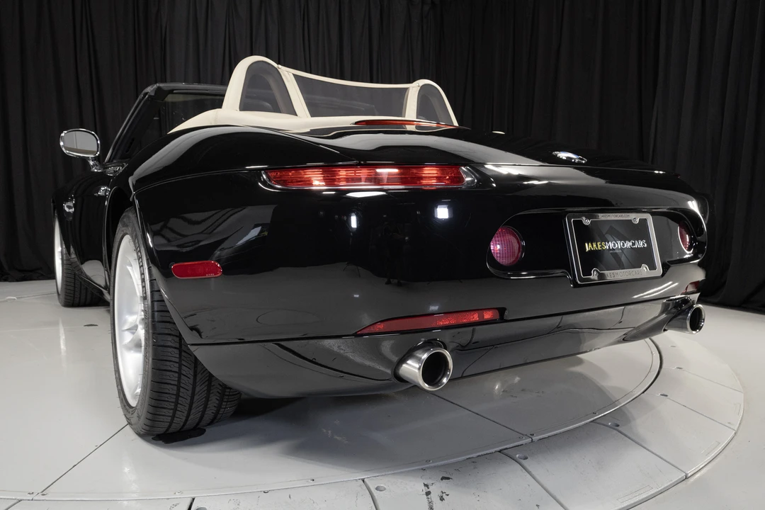 2000 BMW Z8 - Image 24 of 31