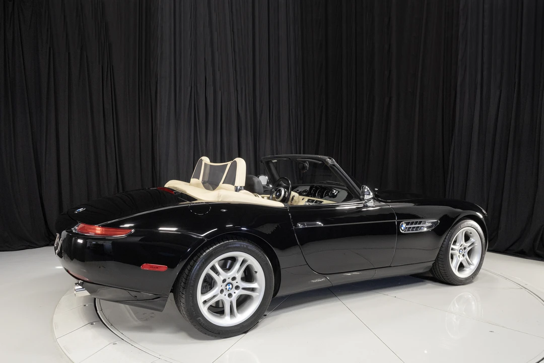 2000 BMW Z8 - Image 17 of 31