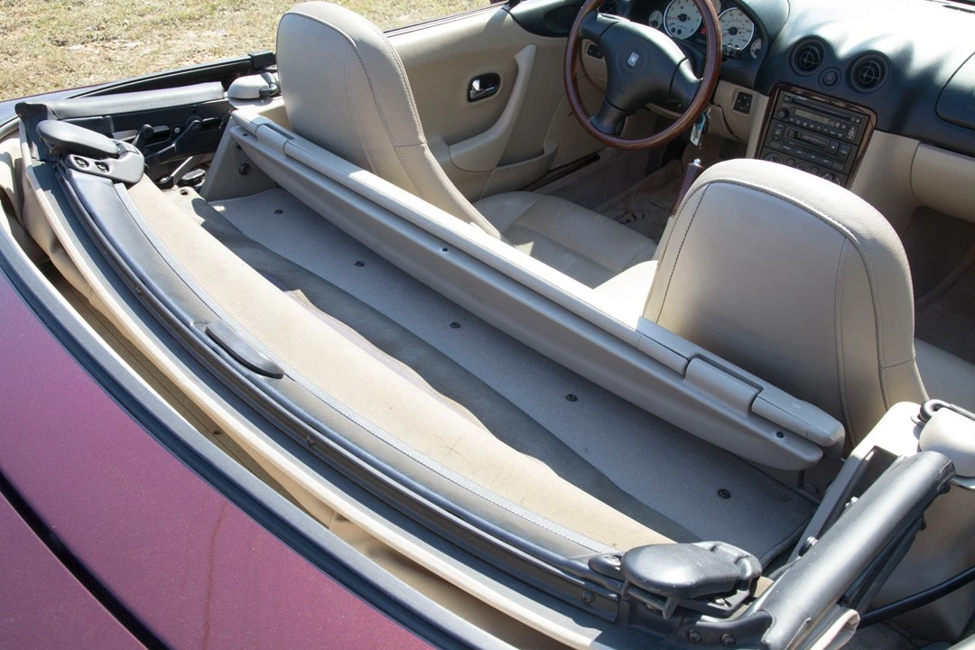 2000 Mazda NB MX-5 Miata - Image 29 of 31