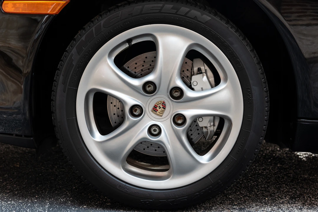 2000 Porsche 996 Carrera - Image 31 of 31