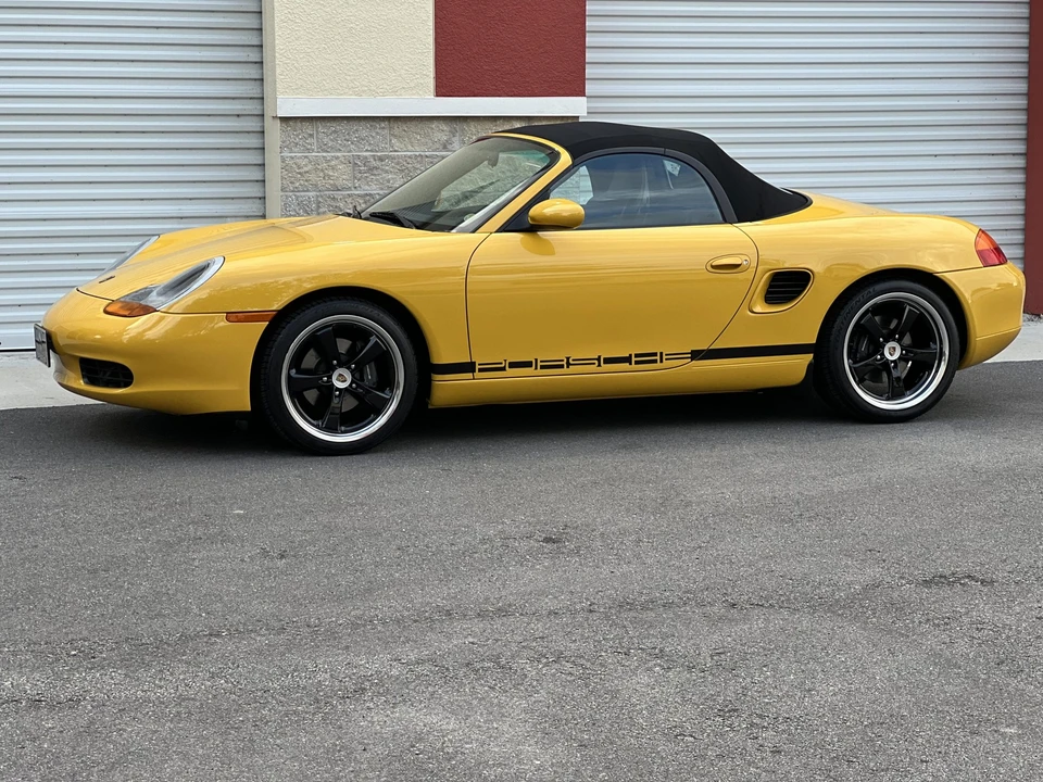 2000 Porsche 986 Boxster - Image 11 of 31