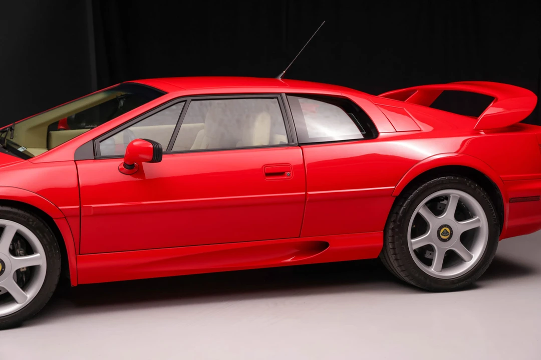 2001 Lotus Esprit V8 - Image 24 of 31