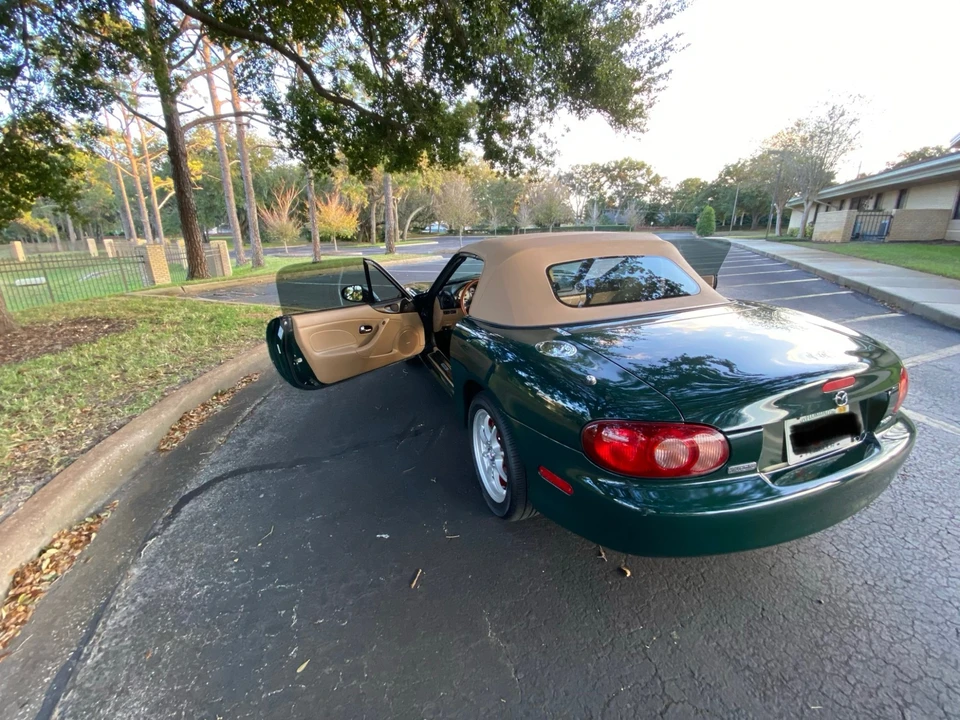 2001 Mazda NB MX-5 Miata - Image 24 of 31
