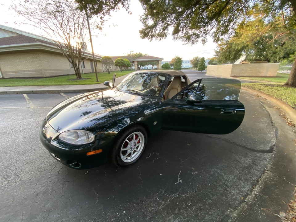 2001 Mazda NB MX-5 Miata - Image 25 of 31