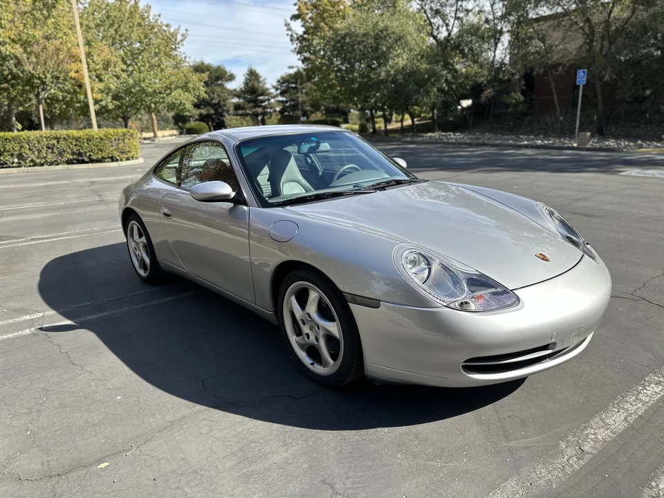 2001 Porsche 996 Carrera - Image 18 of 31