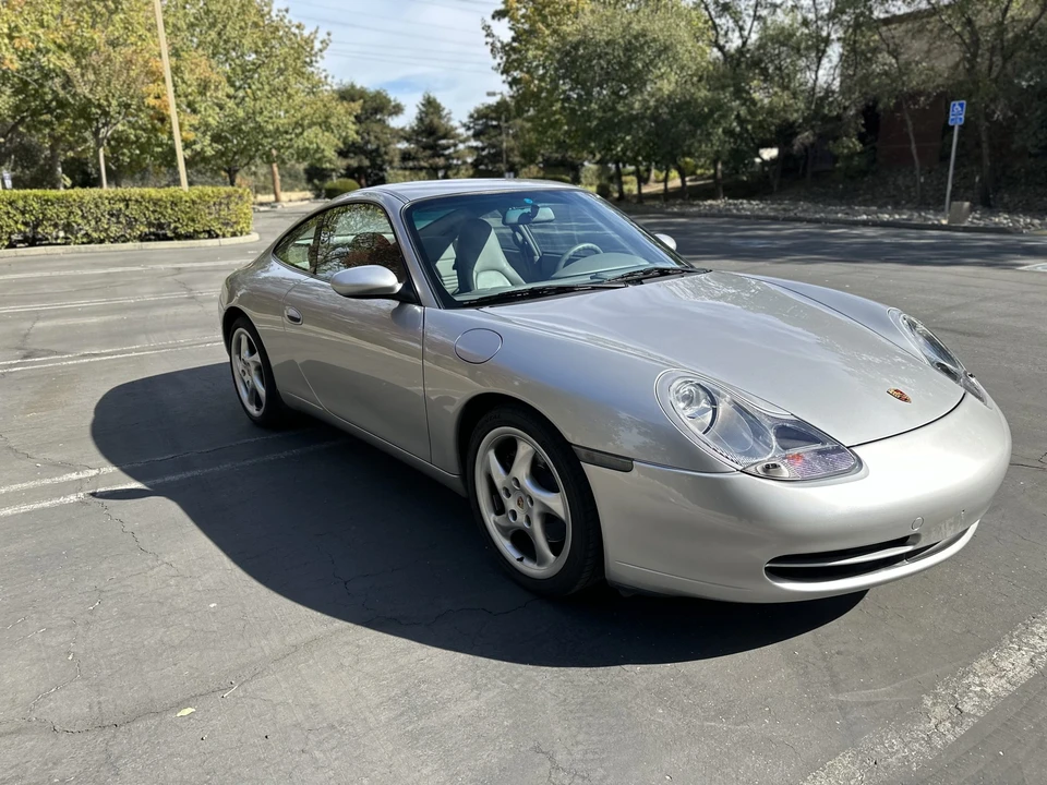 2001 Porsche 996 Carrera - Image 17 of 31