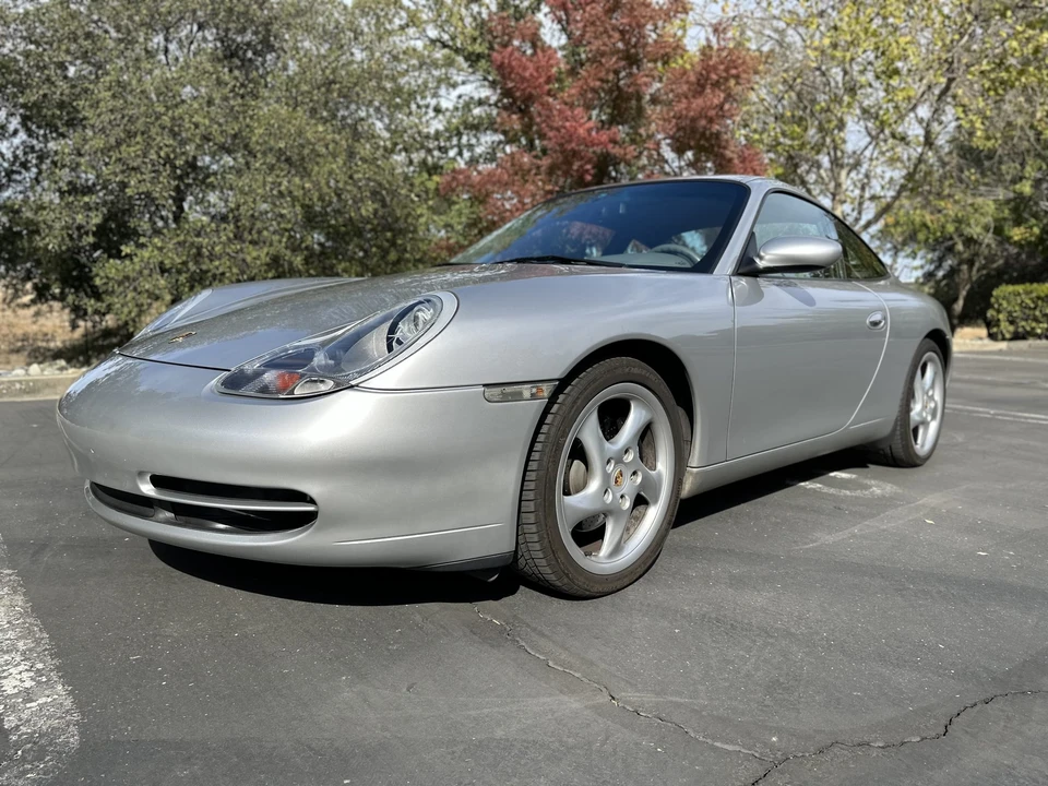 2001 Porsche 996 Carrera - Image 2 of 31
