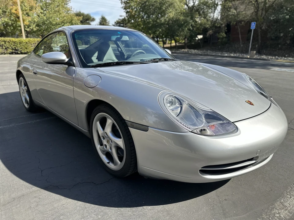 2001 Porsche 996 Carrera - Image 16 of 31