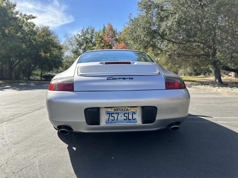 2001 Porsche 996 Carrera - Image 28 of 31