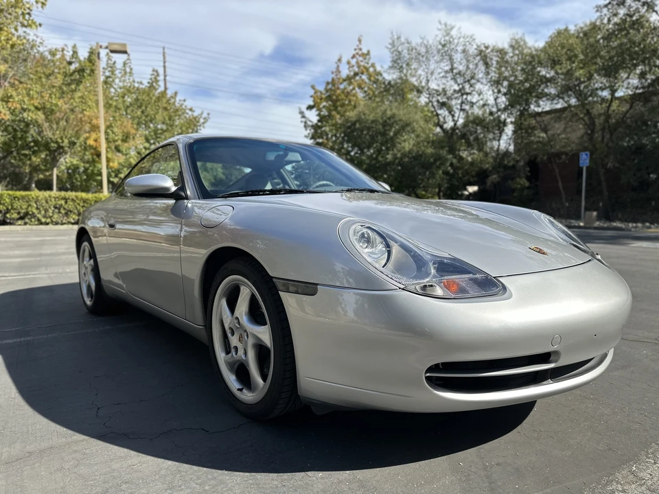 2001 Porsche 996 Carrera - Image 13 of 31