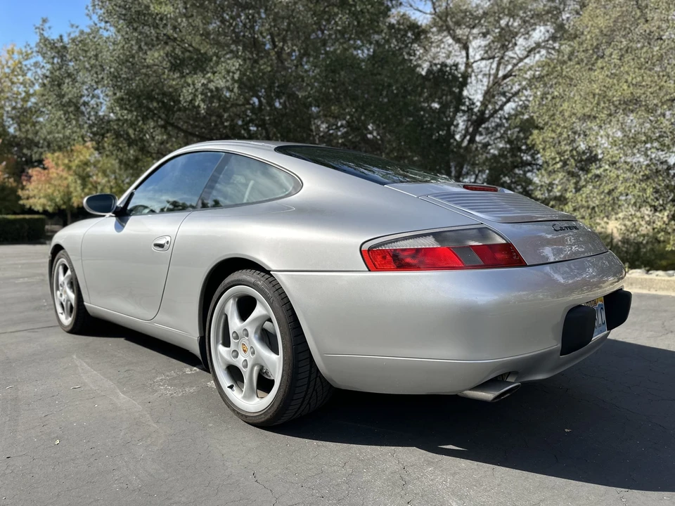 2001 Porsche 996 Carrera - Image 31 of 31