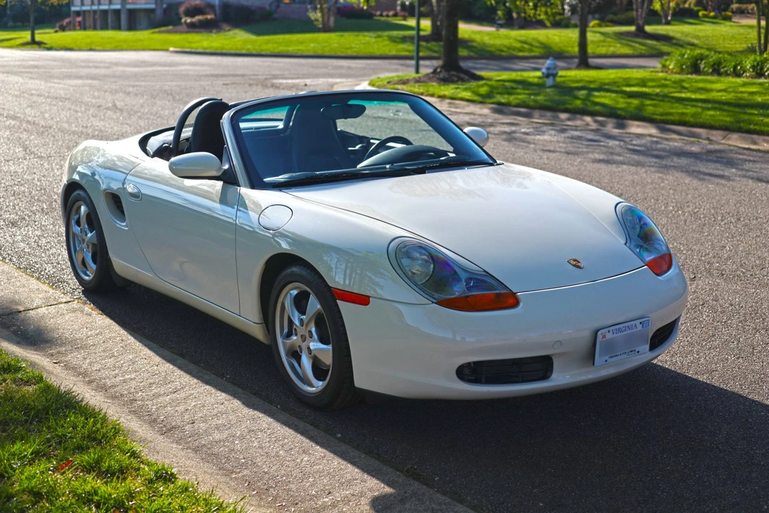 2001 Porsche 986 Boxster - Image 4 of 31