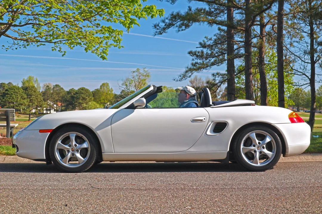 2001 Porsche 986 Boxster - Image 13 of 31
