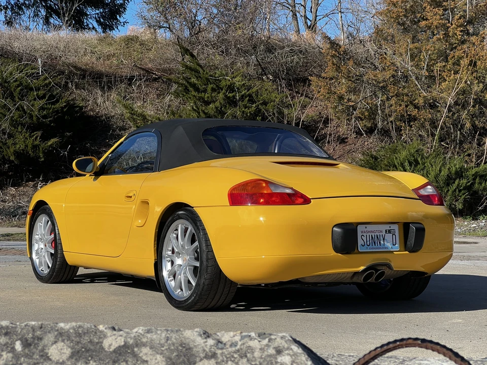 2001 Porsche 986 Boxster S - Image 11 of 31