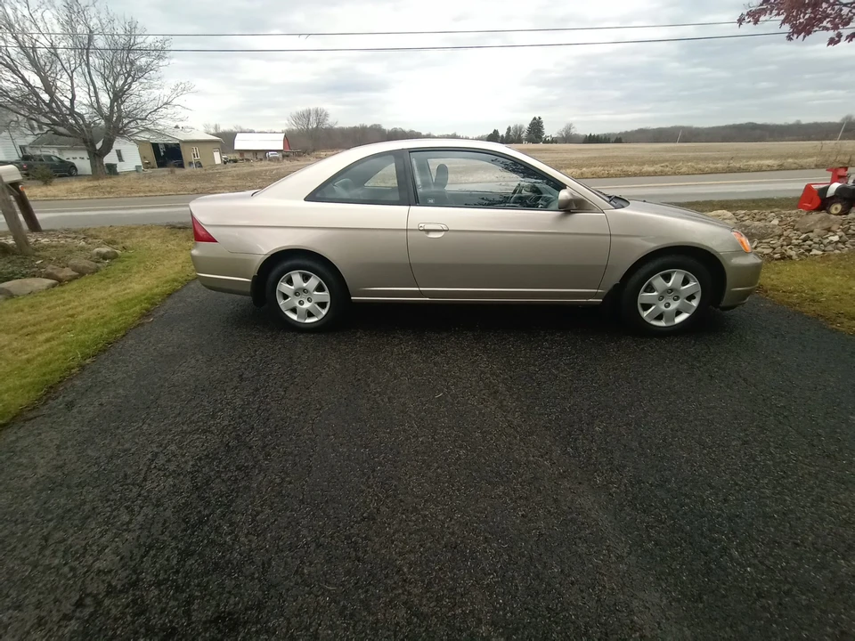 2002 Honda Civic 7th Gen - Image 11 of 31