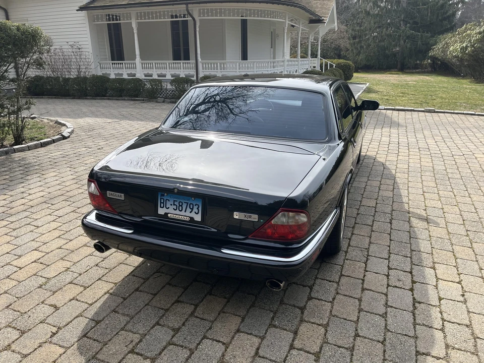 2002 Jaguar X308 XJR - Image 25 of 31