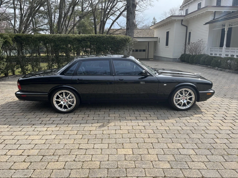 2002 Jaguar X308 XJR - Image 21 of 31