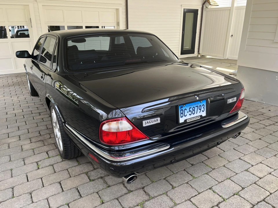2002 Jaguar X308 XJR - Image 30 of 31