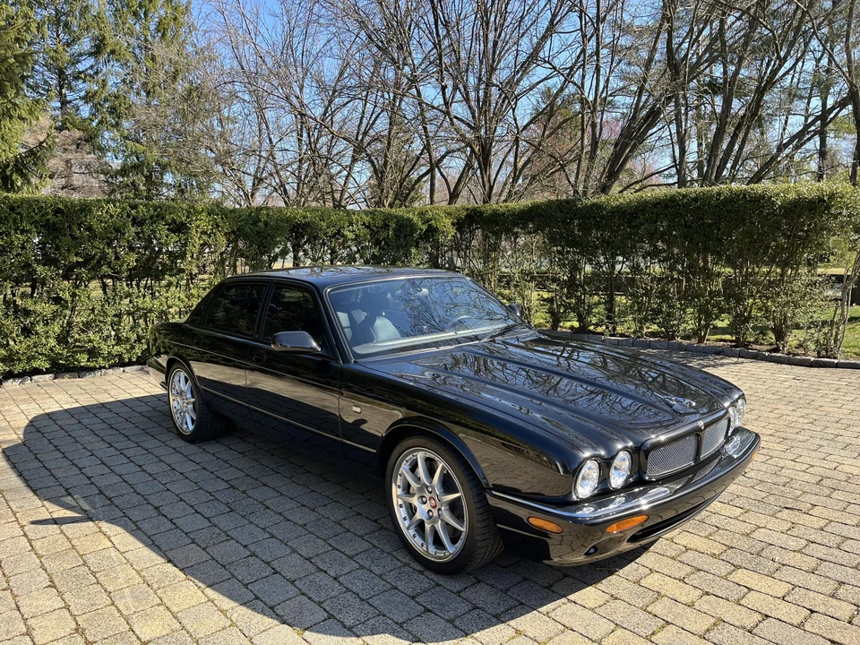 2002 Jaguar X308 XJR - Image 15 of 31