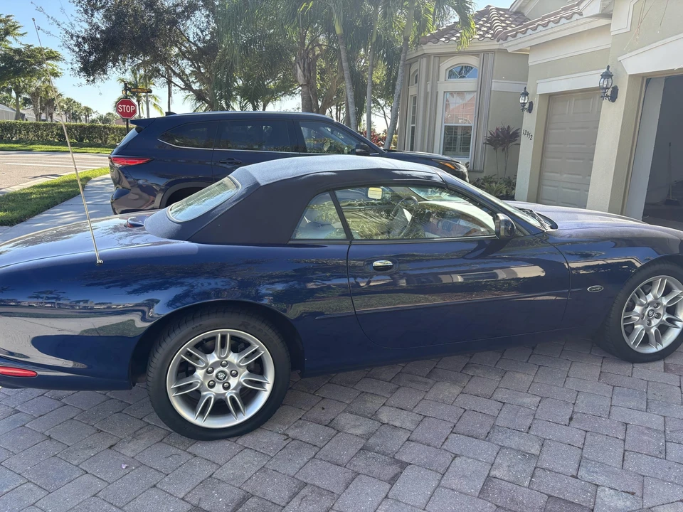 2002 Jaguar X100 XK8 - Image 19 of 31