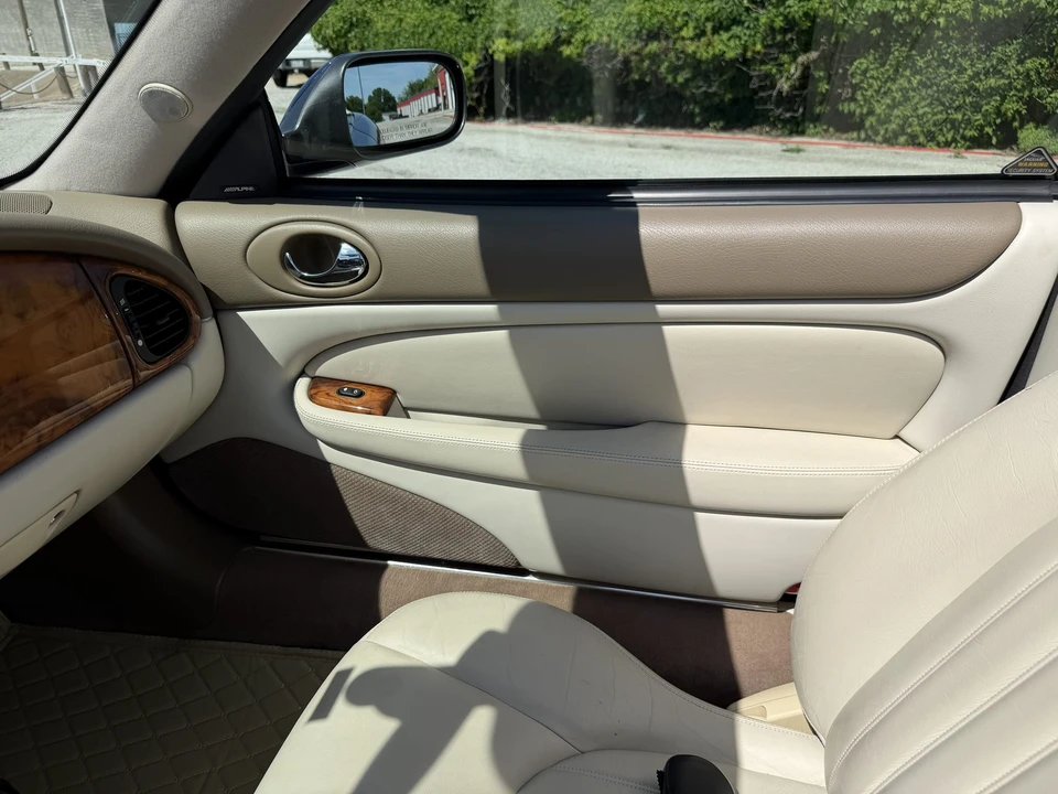 2002 Jaguar X100 XK8 - Image 27 of 31