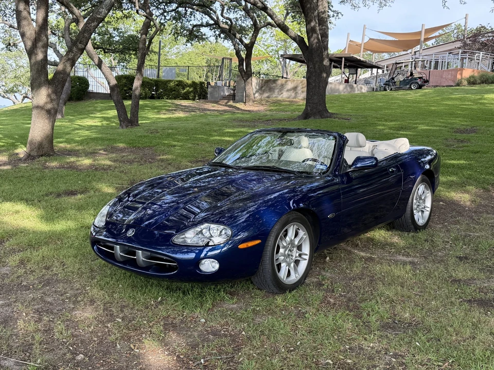 2002 Jaguar X100 XK8 - Image 2 of 31
