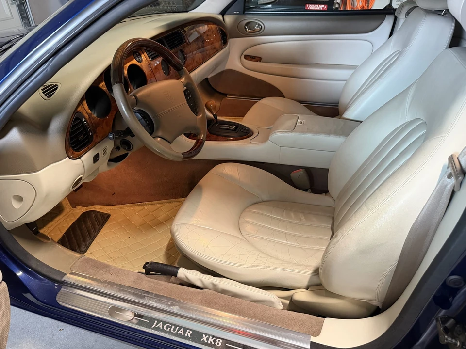 2002 Jaguar X100 XK8 - Image 20 of 31