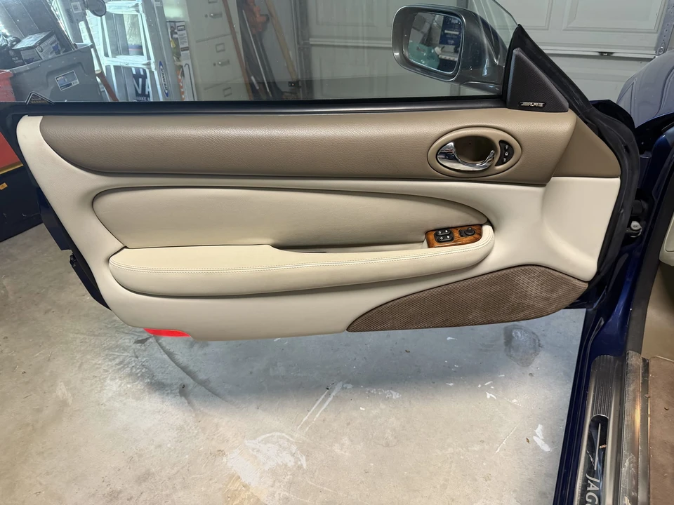 2002 Jaguar X100 XK8 - Image 22 of 31