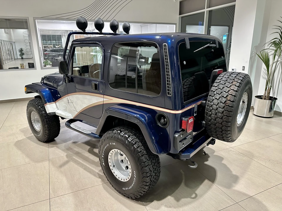 2002 Jeep TJ Wrangler - Image 18 of 31