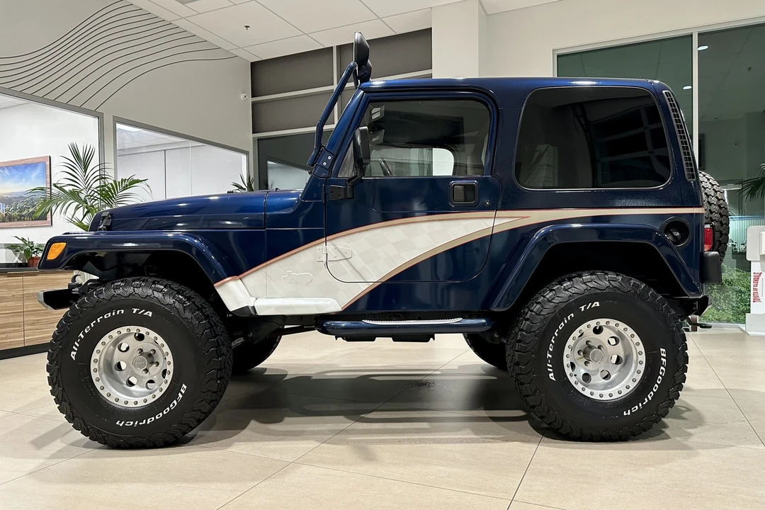 2002 Jeep TJ Wrangler - Image 3 of 31
