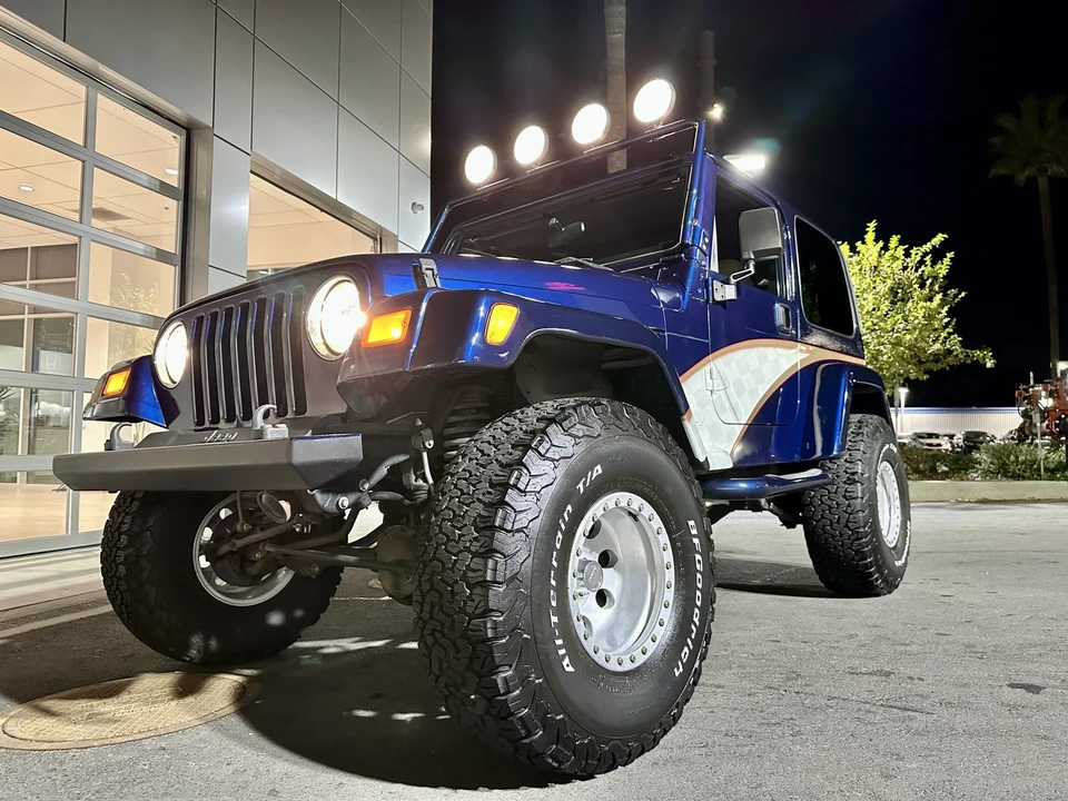 2002 Jeep TJ Wrangler - Image 22 of 31