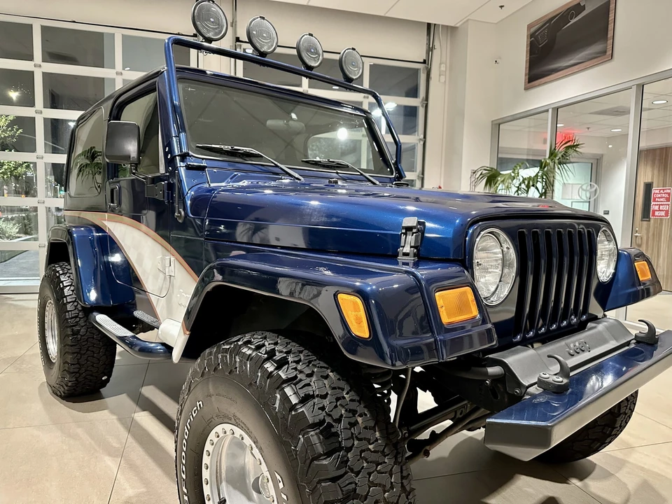 2002 Jeep TJ Wrangler - Image 20 of 31