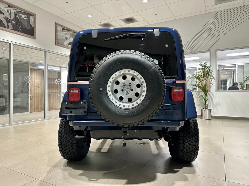 2002 Jeep TJ Wrangler - Image 15 of 31
