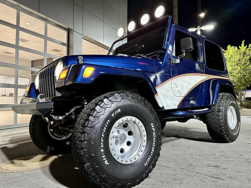 2002 Jeep TJ Wrangler - Image 28 of 31