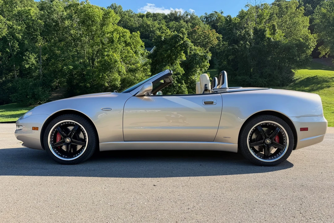 2002 Maserati Spyder - Image 5 of 31