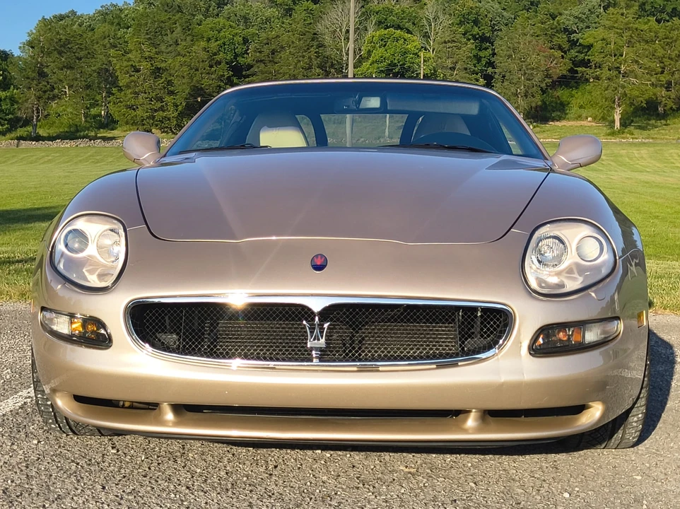 2002 Maserati Spyder - Image 11 of 31