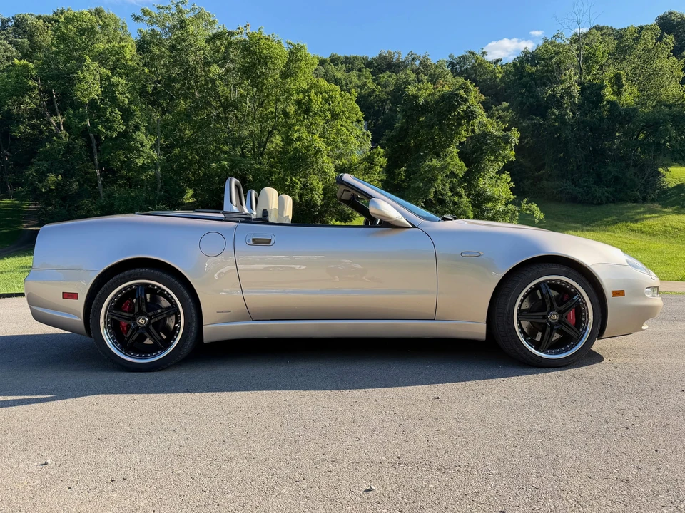 2002 Maserati Spyder - Image 18 of 31