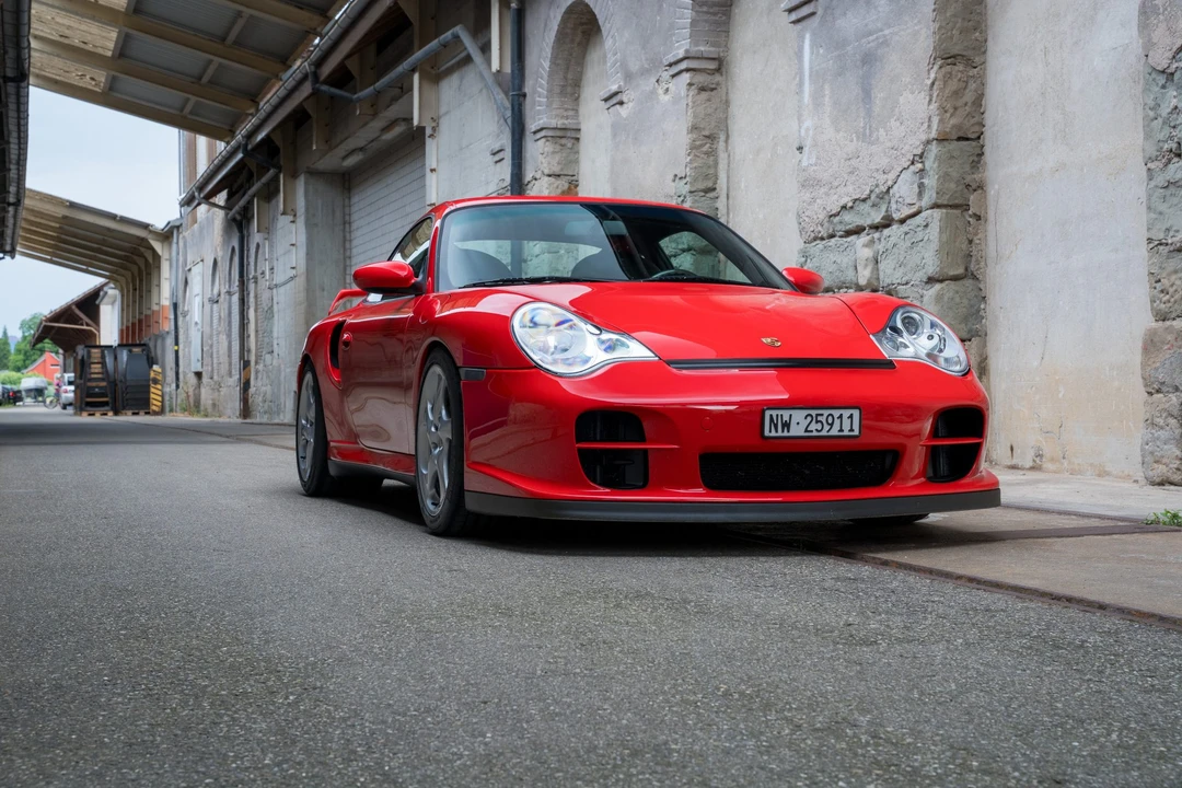 2002 Porsche 996 GT2 - Image 25 of 31