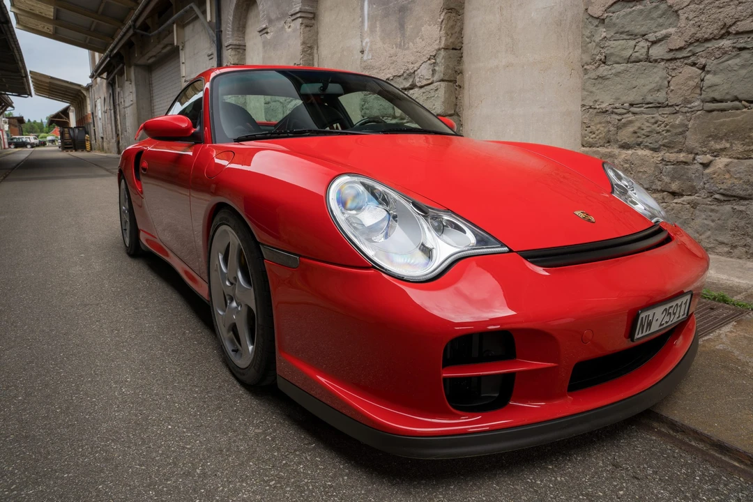 2002 Porsche 996 GT2 - Image 29 of 31