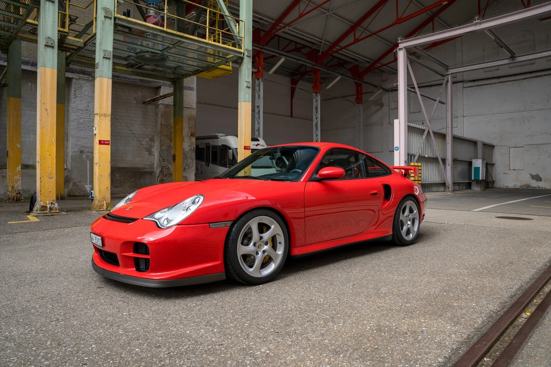 2002 Porsche 996 GT2 - Image 2 of 31